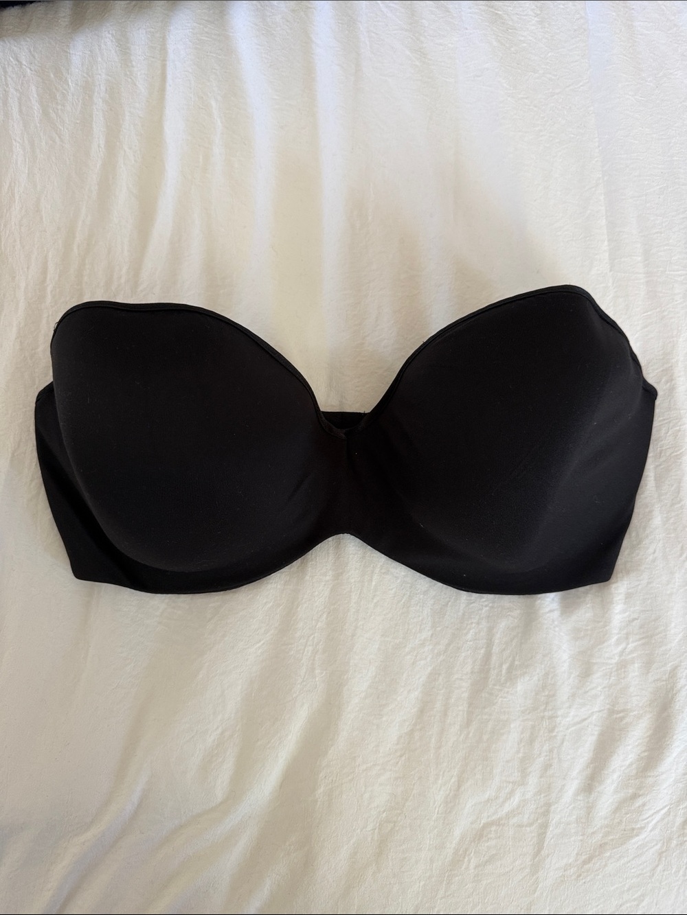 Seamless Strapless Bandeau Bra — Black
